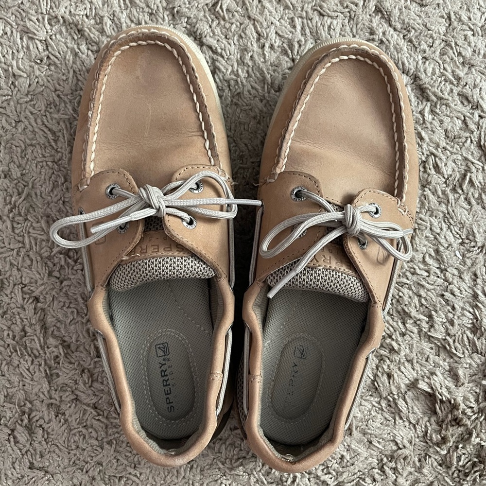 Sperry boat shoes